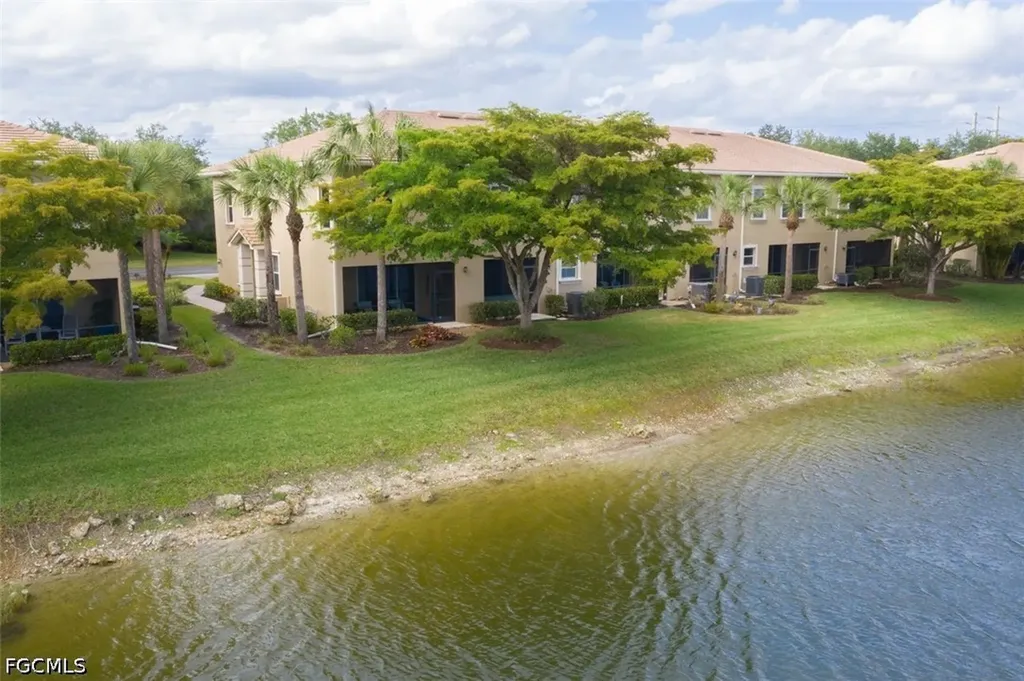 3151 Cottonwood Bend Fort Myers FL 33905