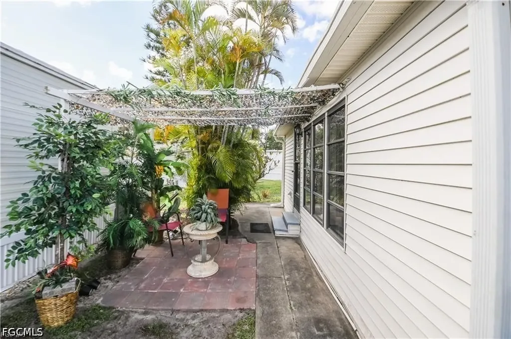 8628 Firwood Drive Estero FL 33928