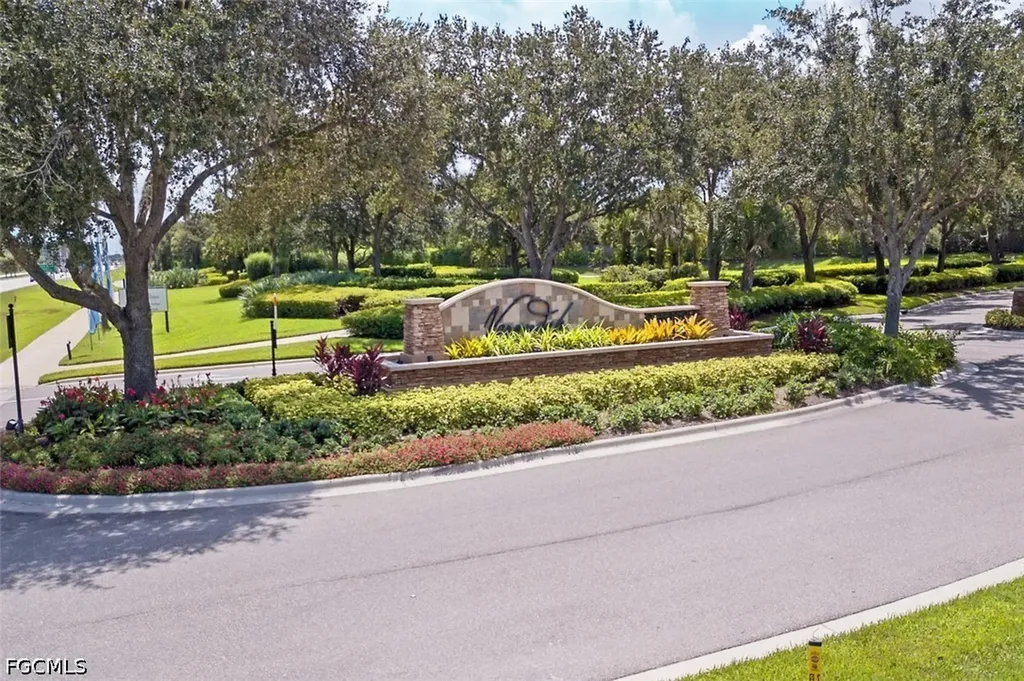 3460 Lakeview Isle Court Fort Myers FL 33905