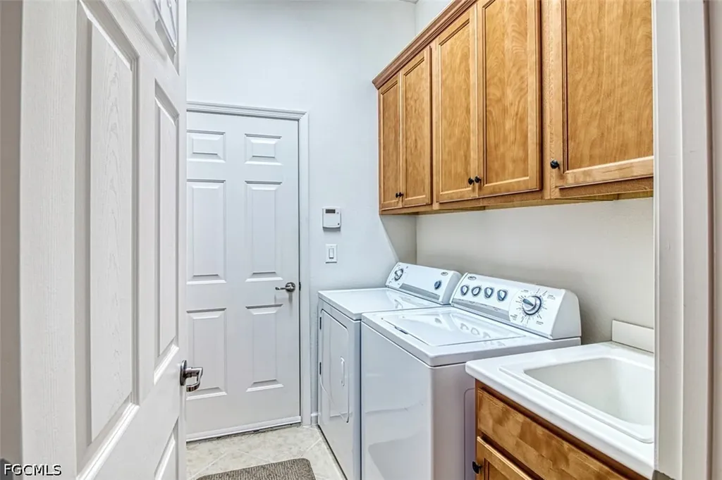 3460 Lakeview Isle Court Fort Myers FL 33905