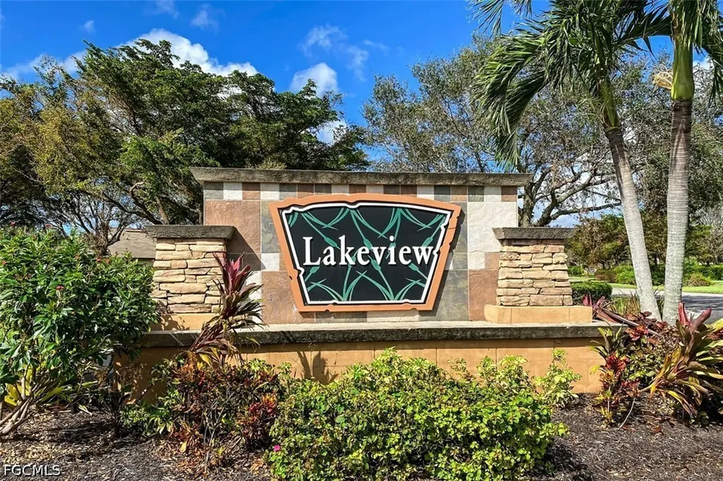 3460 Lakeview Isle Court Fort Myers FL 33905