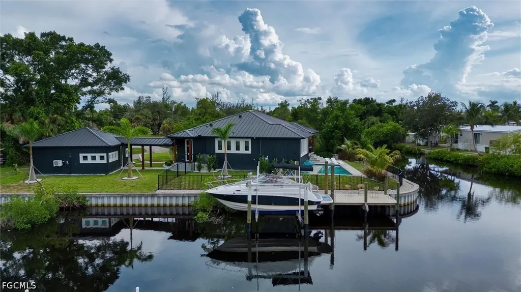 3001 Banyan Way Punta Gorda FL 33950