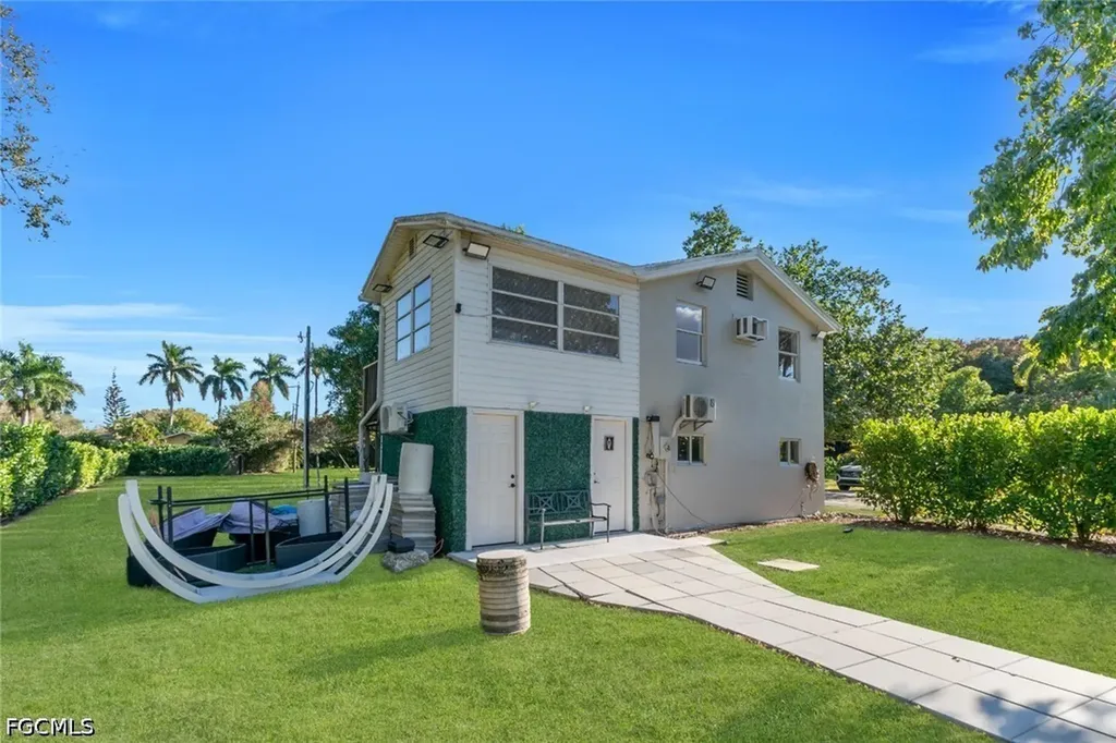 4369 Cypress Lane Fort Myers FL 33905