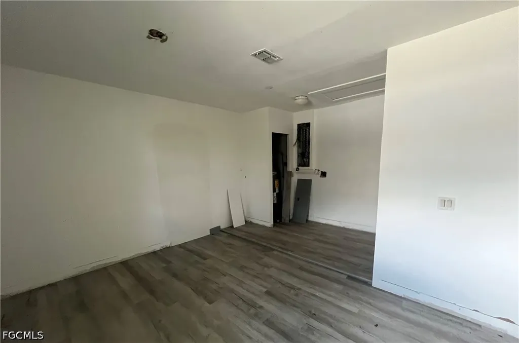 703 Monterey Avenue Cape Coral FL 33904