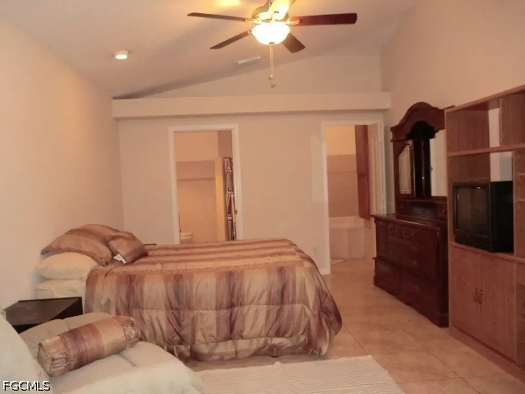 1000 SW 37th Street Cape Coral FL 33914