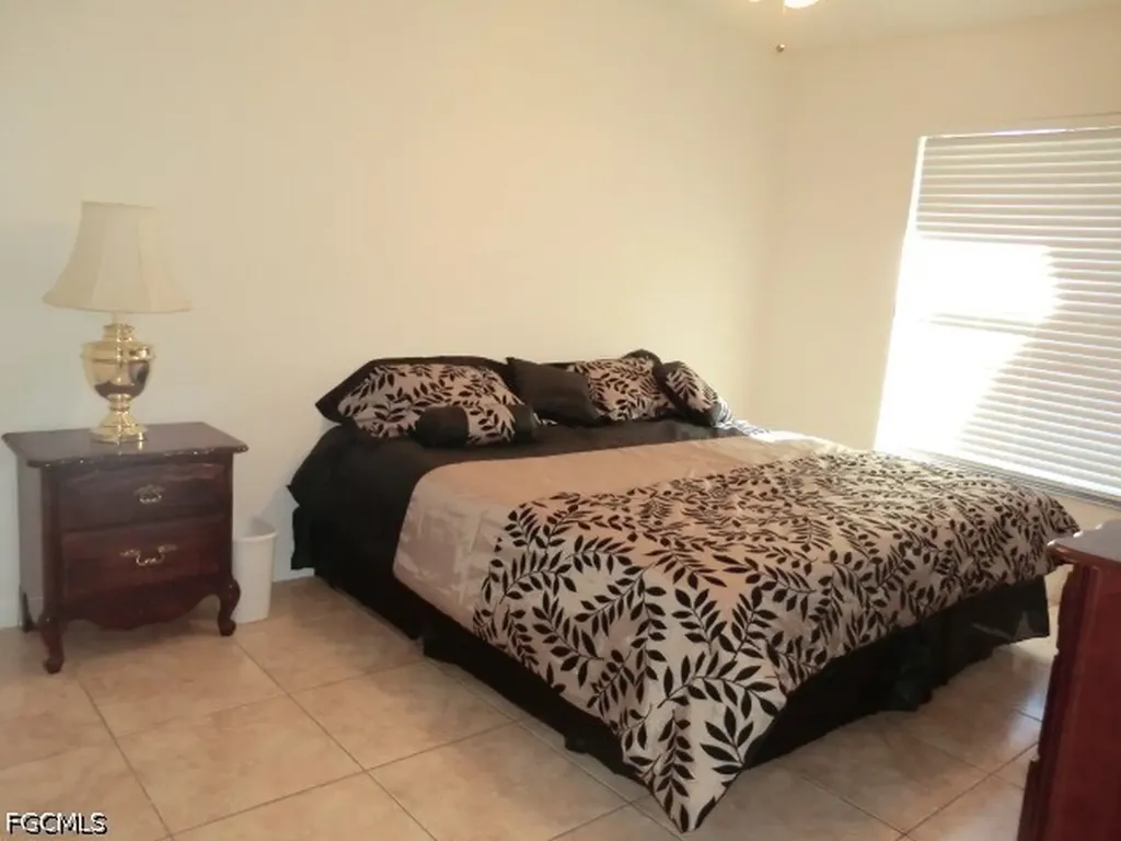 1000 SW 37th Street Cape Coral FL 33914