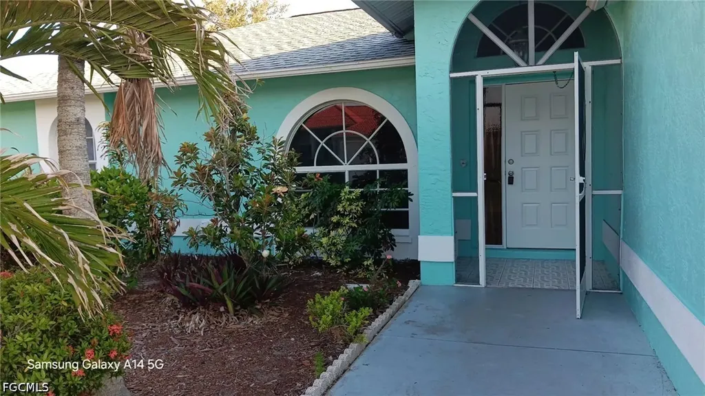 1000 SW 37th Street Cape Coral FL 33914