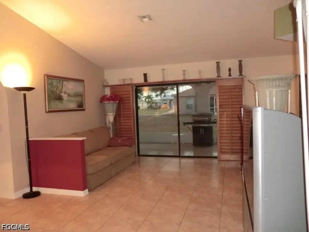 1000 SW 37th Street Cape Coral FL 33914