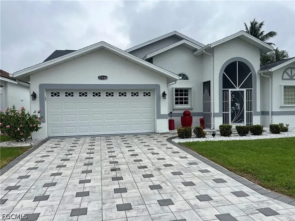 17550 Fan Palm Court North Fort Myers FL 33917