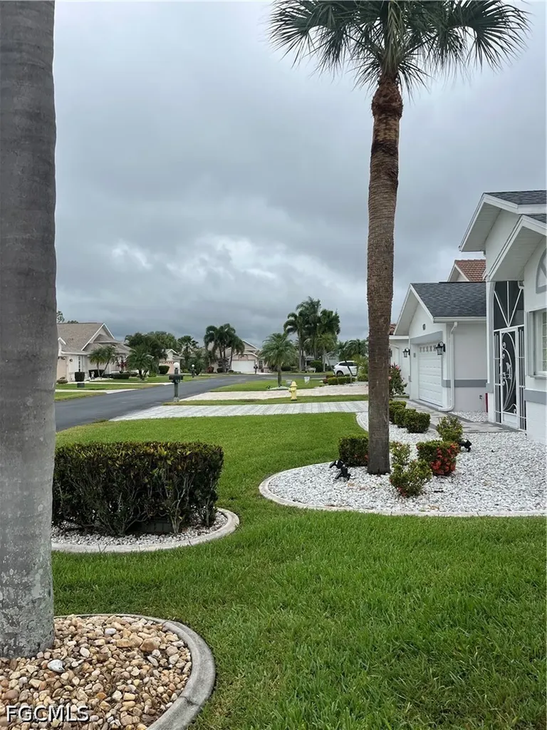 17550 Fan Palm Court North Fort Myers FL 33917