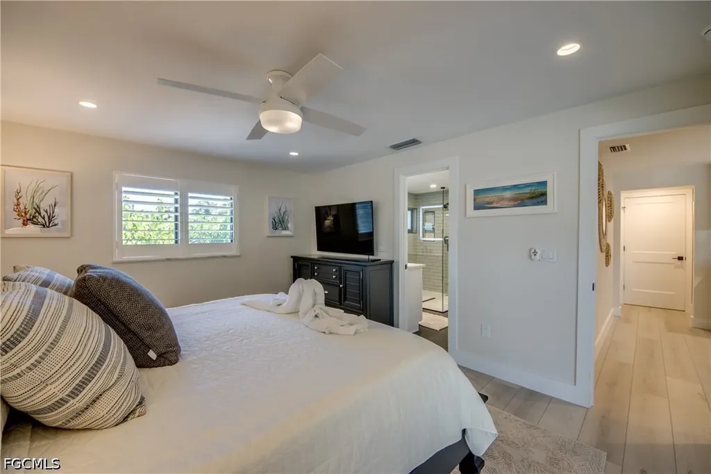 1022 Lindgren Boulevard Sanibel FL 33957
