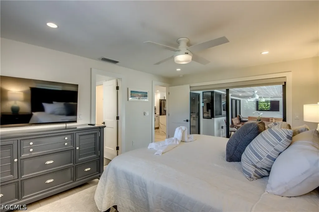 1022 Lindgren Boulevard Sanibel FL 33957