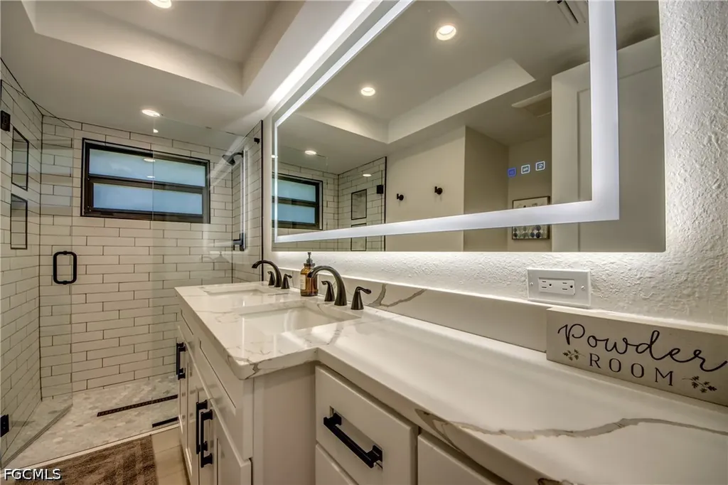 1022 Lindgren Boulevard Sanibel FL 33957