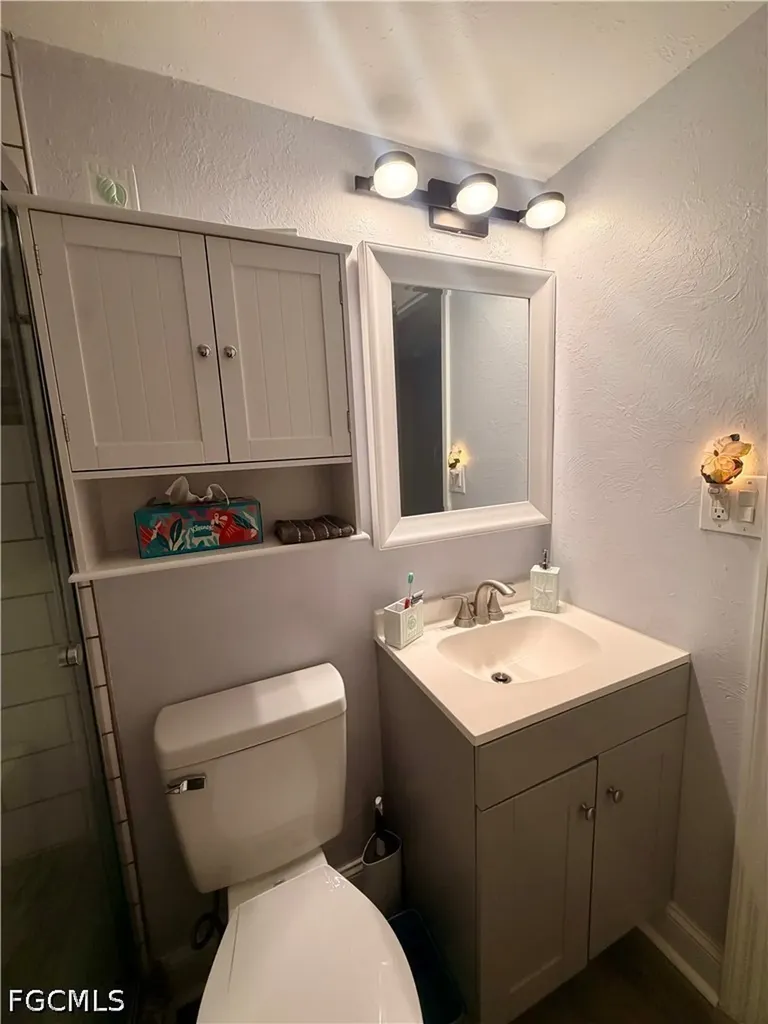 4912 Vincennes Street Cape Coral FL 33904