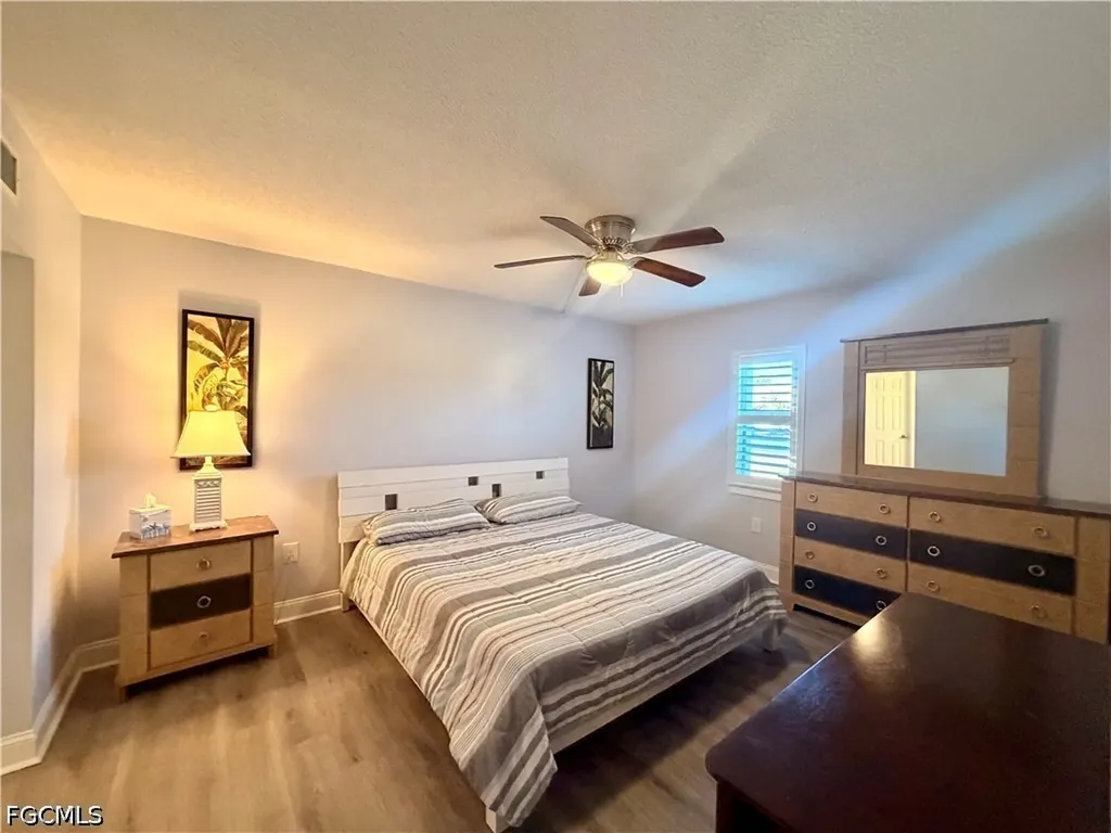 4912 Vincennes Street Cape Coral FL 33904
