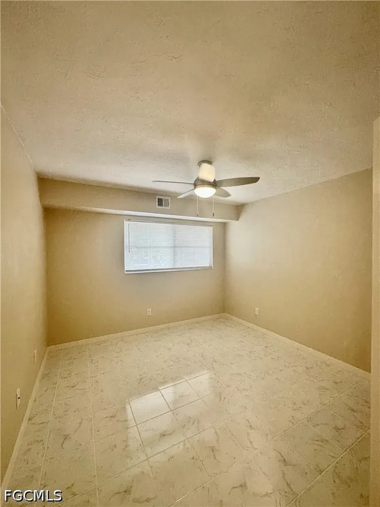 4802 Tudor Drive Cape Coral FL 33904