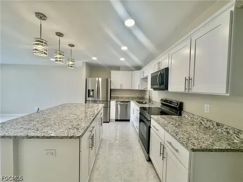 4802 Tudor Drive Cape Coral FL 33904