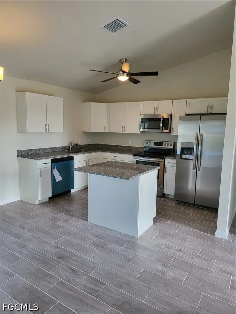 1714 NE 10th Lane Cape Coral FL 33909