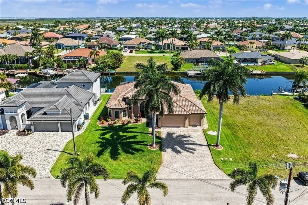 2817 SW 39th Street Cape Coral FL 33914