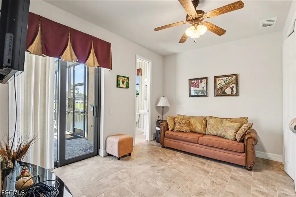 2817 SW 39th Street Cape Coral FL 33914