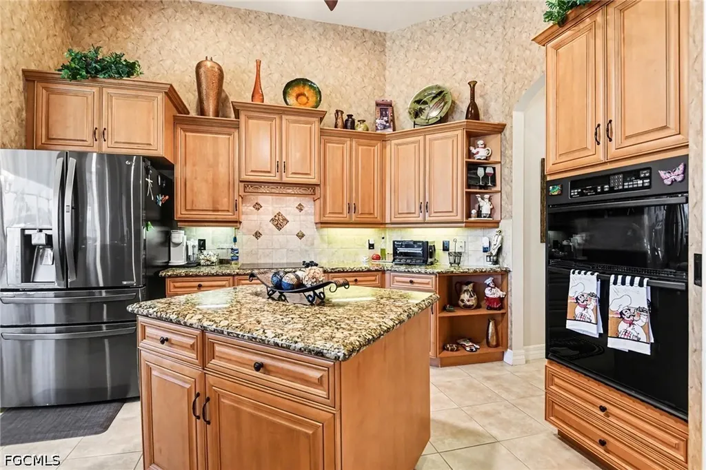 2817 SW 39th Street Cape Coral FL 33914