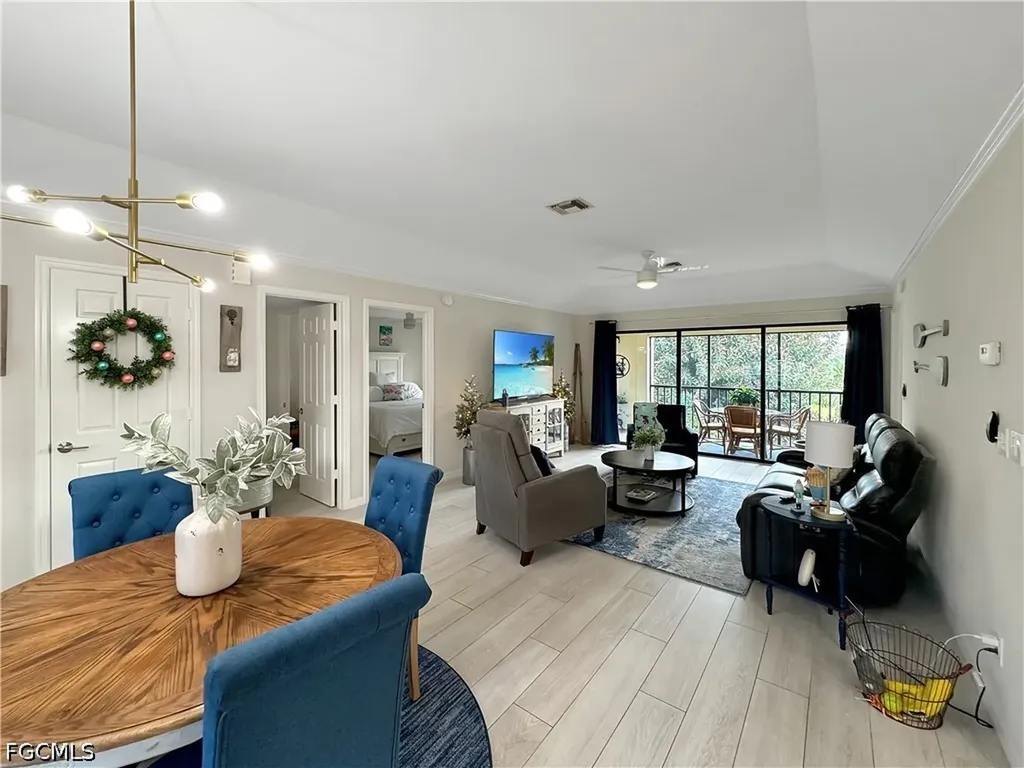 1518 Oyster Catcher Point Naples FL 34105