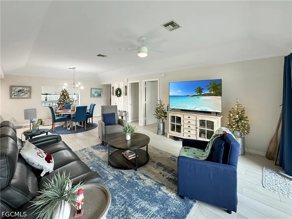 1518 Oyster Catcher Point Naples FL 34105