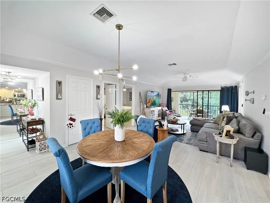 1518 Oyster Catcher Point Naples FL 34105