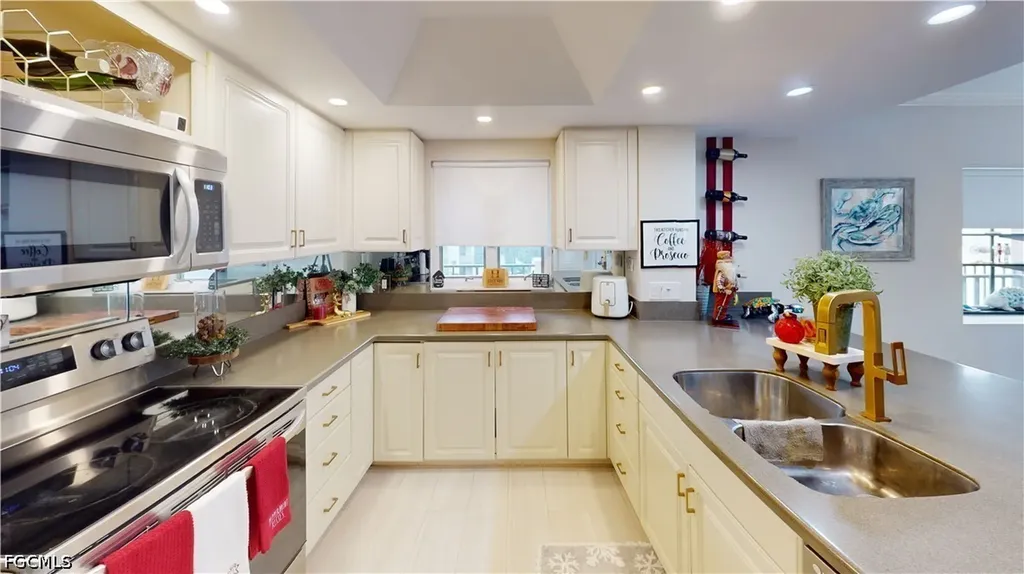 1518 Oyster Catcher Point Naples FL 34105
