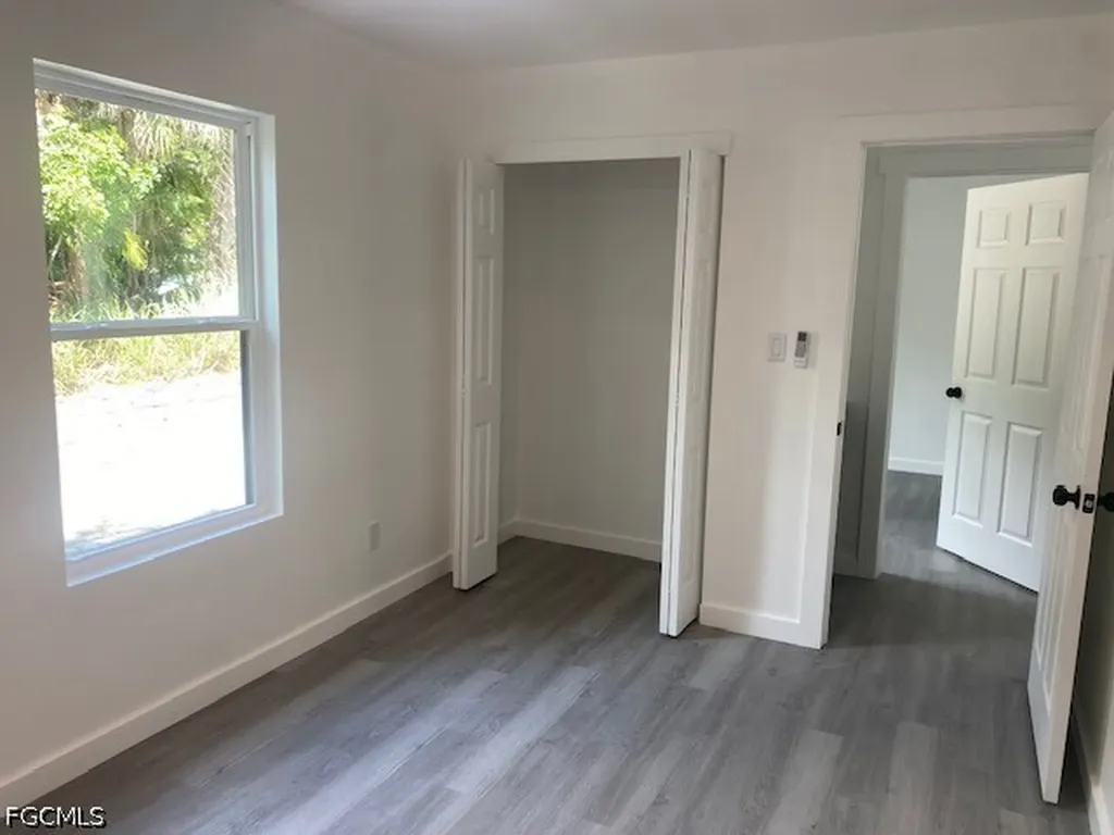 231 Santa Cruz Street North Fort Myers FL 33903
