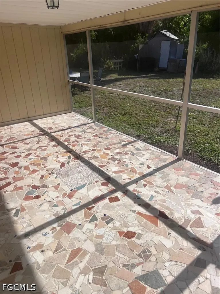 1315 SE 24th Avenue Cape Coral FL 33990