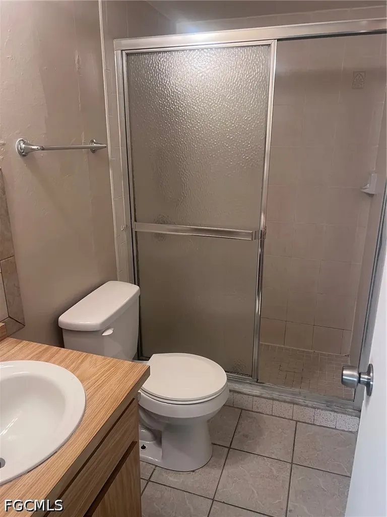 1315 SE 24th Avenue Cape Coral FL 33990