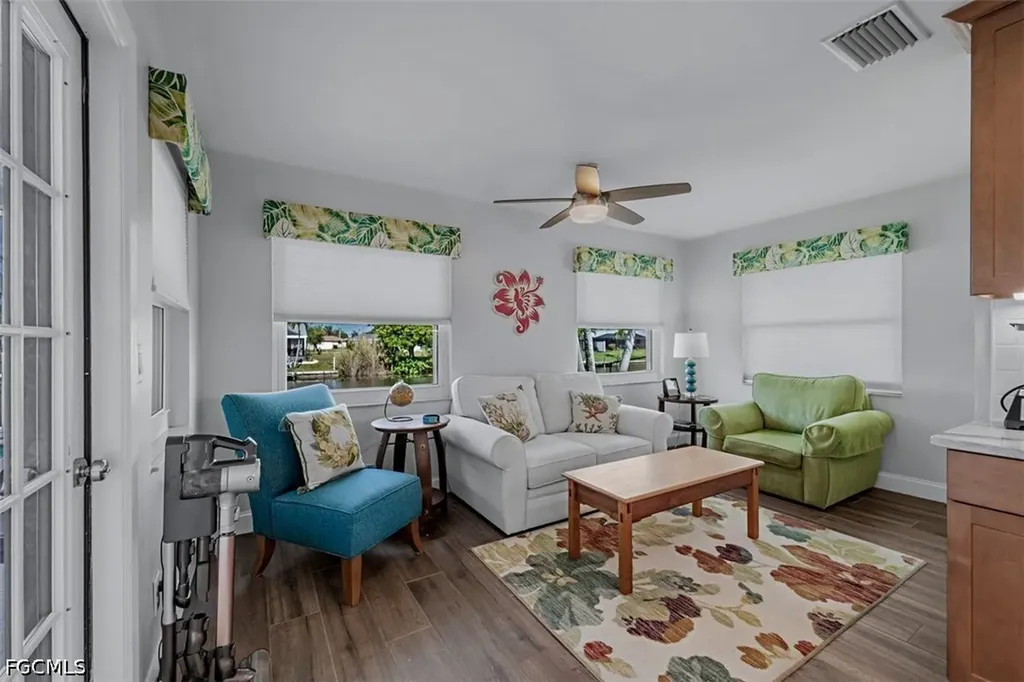 232 SE 21st Avenue Cape Coral FL 33990
