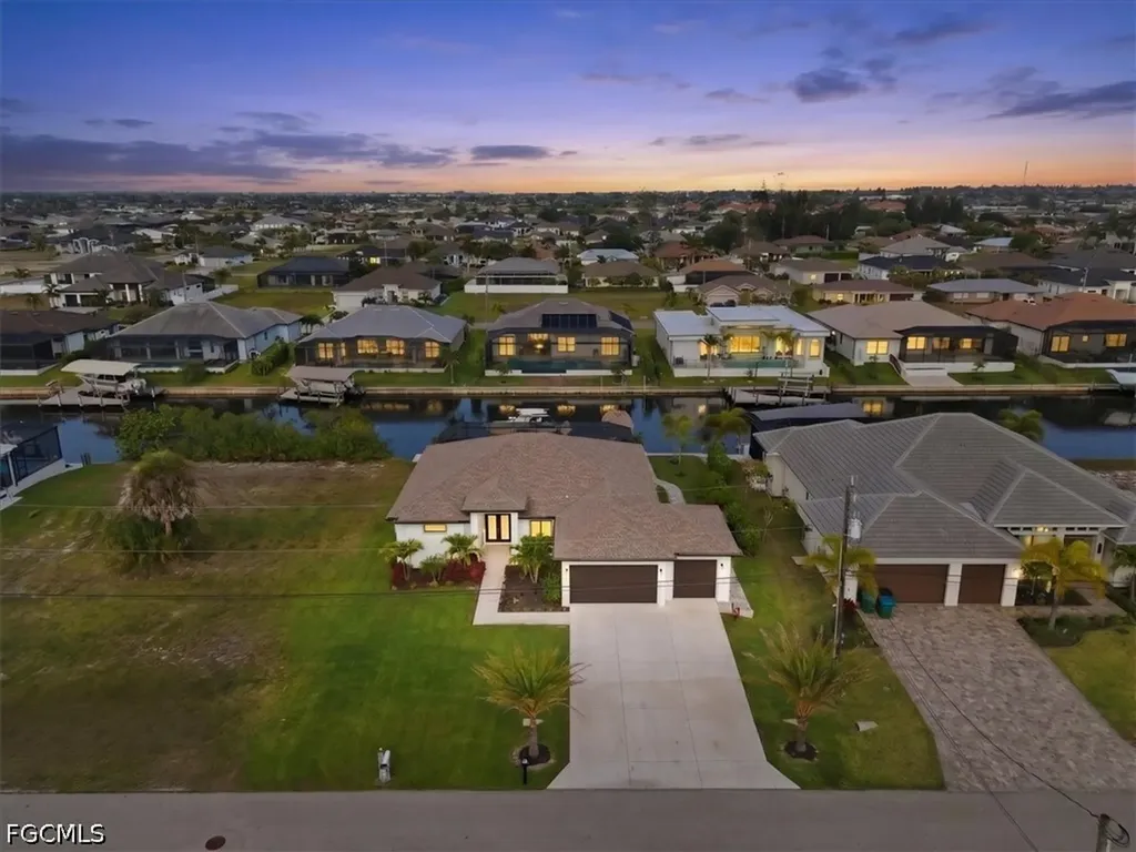 105 SW 36th Place Cape Coral FL 33991