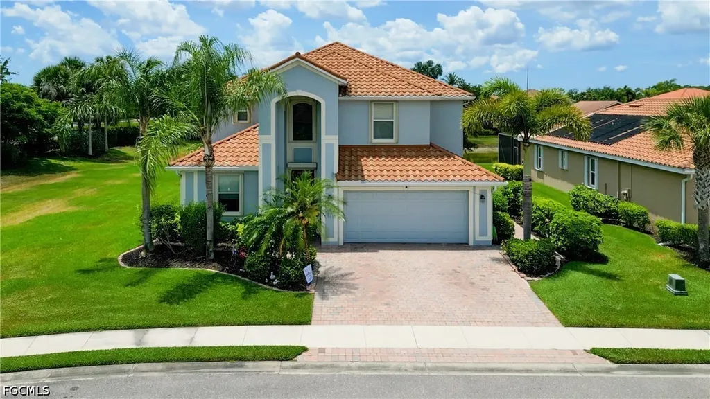 3613 Valle Santa Circle Cape Coral FL 33909