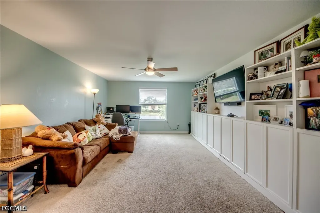 3613 Valle Santa Circle Cape Coral FL 33909
