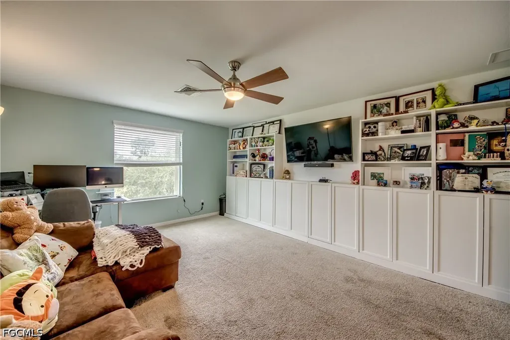 3613 Valle Santa Circle Cape Coral FL 33909