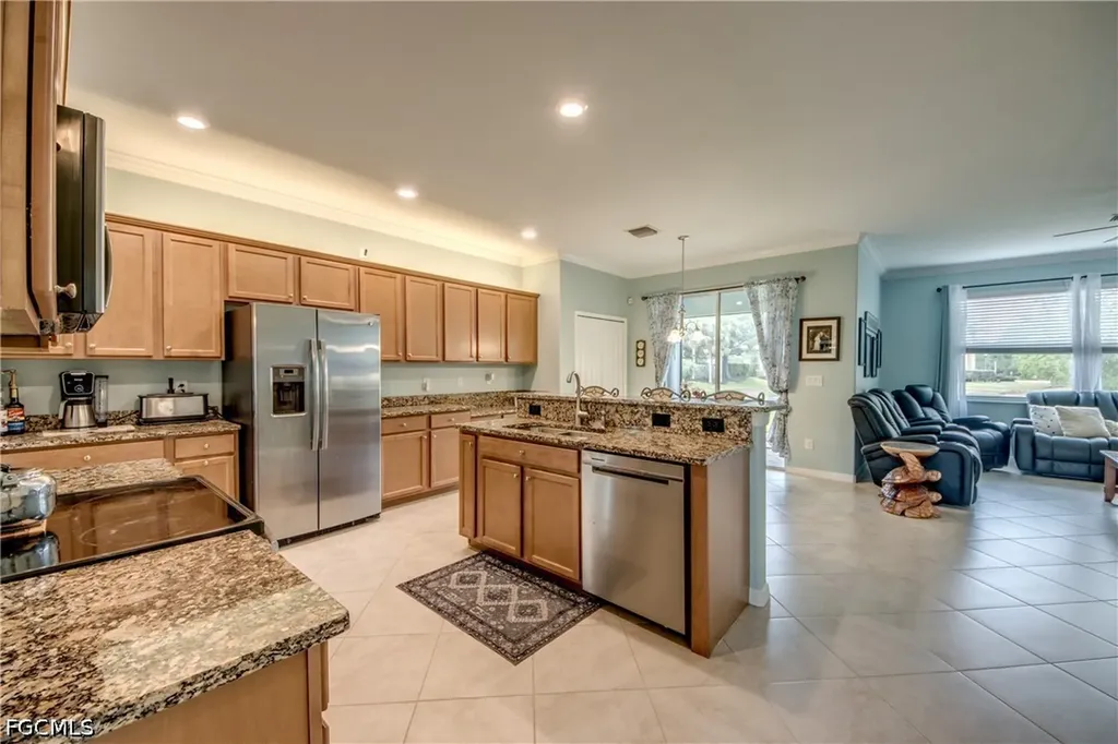 3613 Valle Santa Circle Cape Coral FL 33909