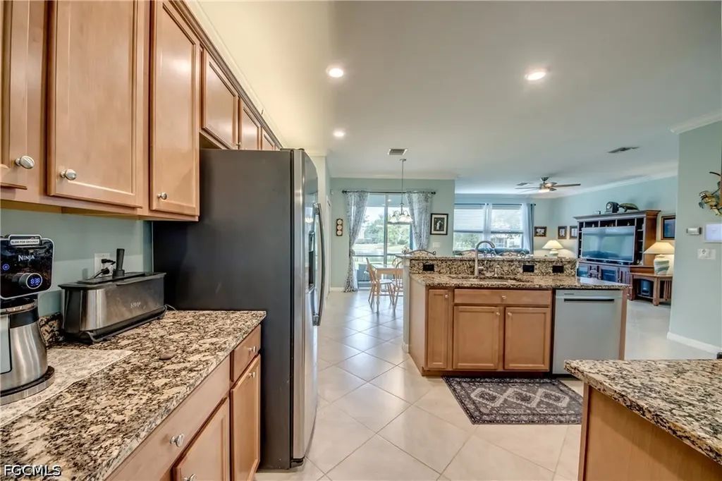 3613 Valle Santa Circle Cape Coral FL 33909
