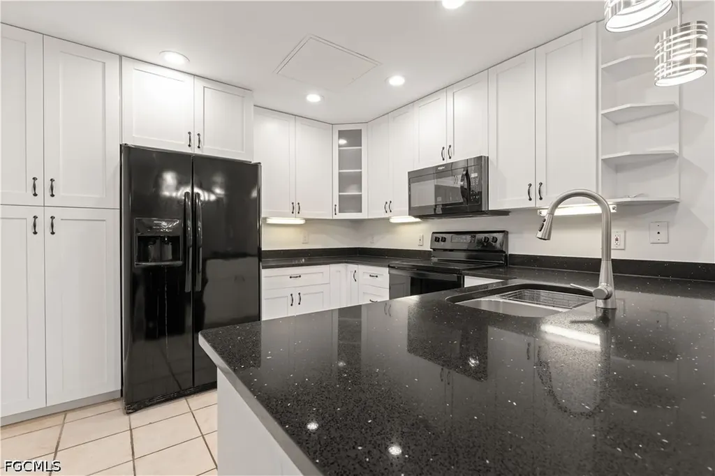 6414 Royal Woods Drive Fort Myers FL 33908