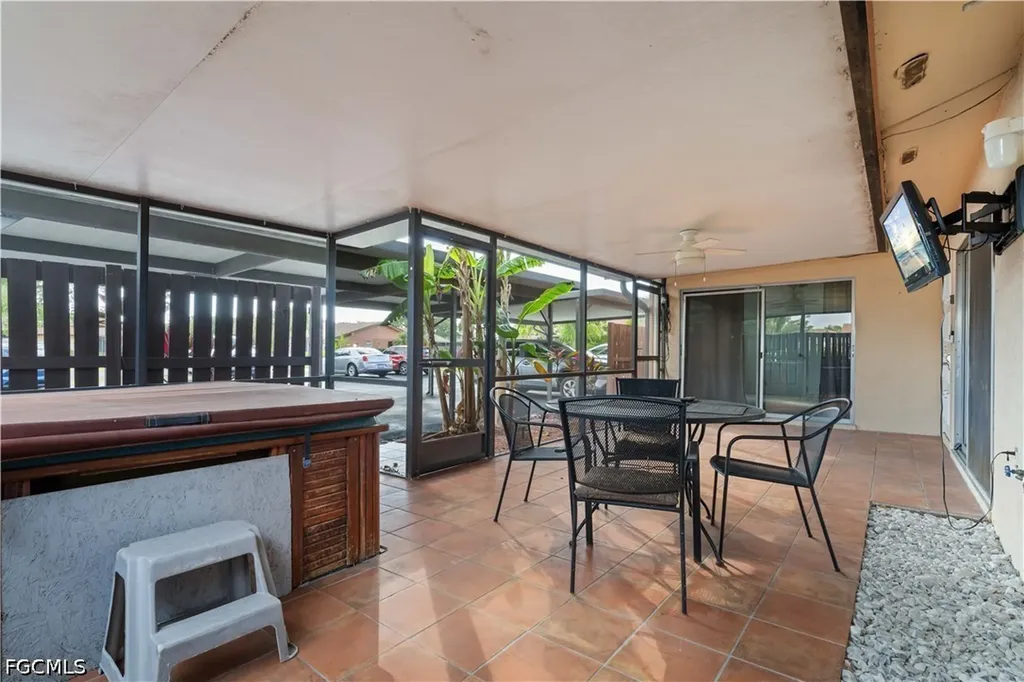 6414 Royal Woods Drive Fort Myers FL 33908