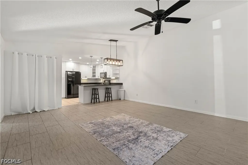 6414 Royal Woods Drive Fort Myers FL 33908