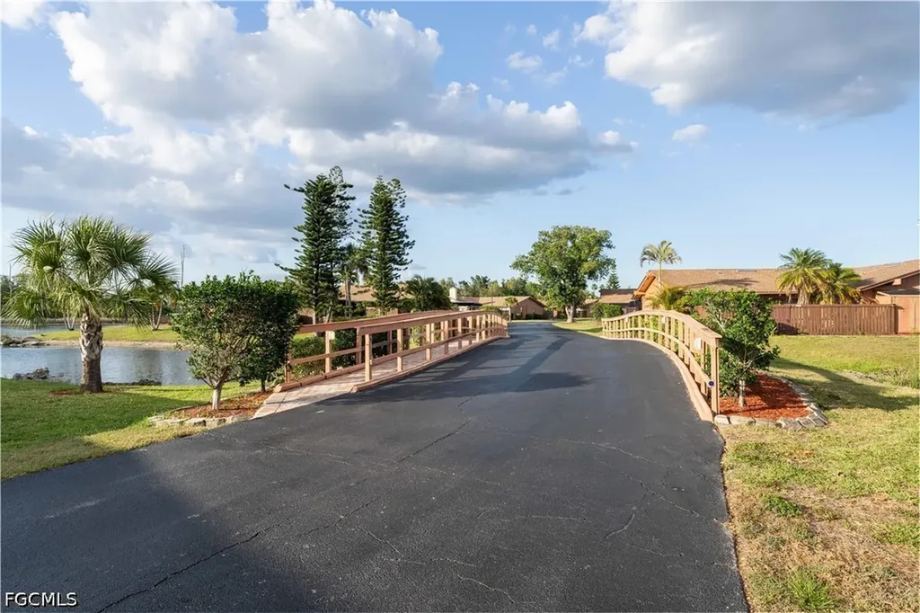 6414 Royal Woods Drive Fort Myers FL 33908
