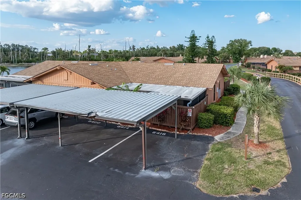 6414 Royal Woods Drive Fort Myers FL 33908