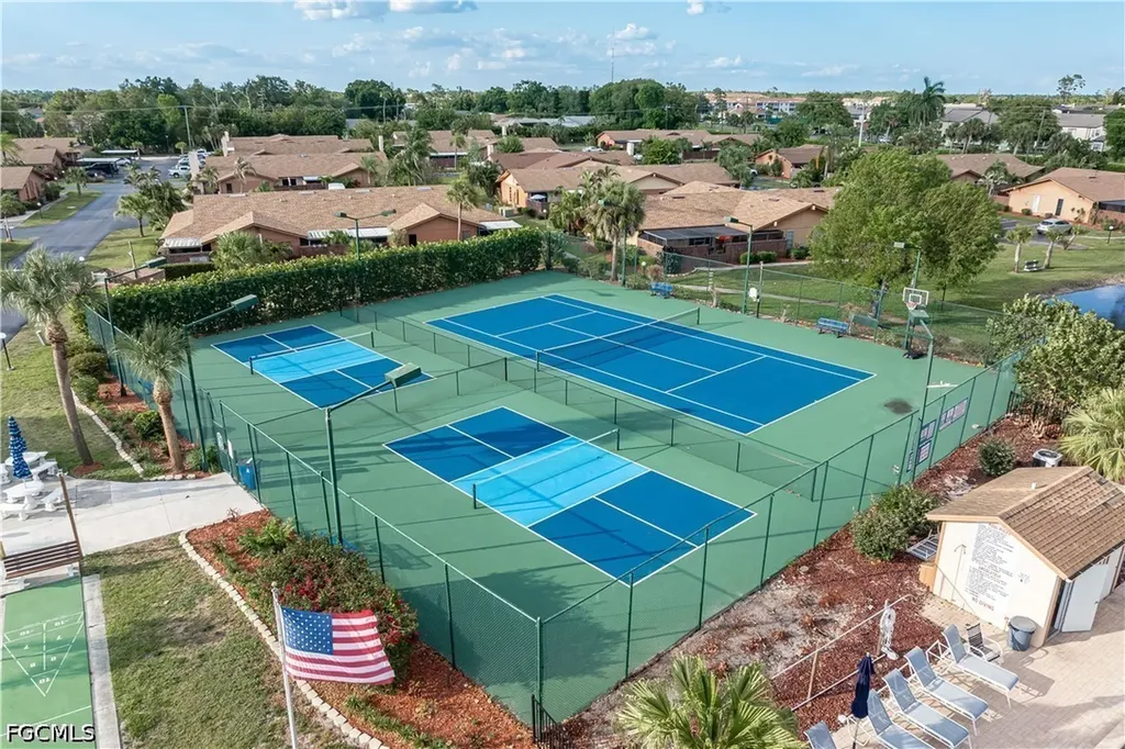 6414 Royal Woods Drive Fort Myers FL 33908