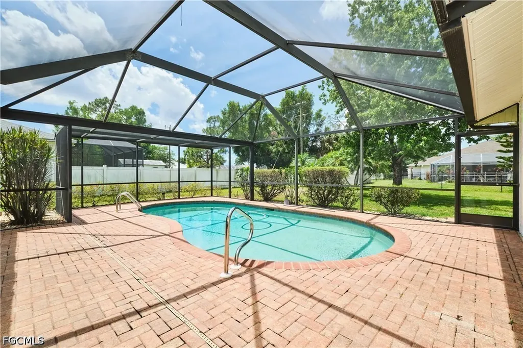 16571 Marc Allen Drive North Fort Myers FL 33917