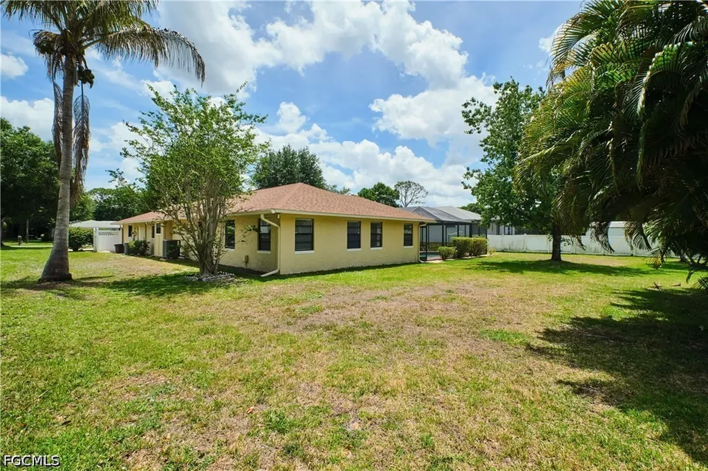 16571 Marc Allen Drive North Fort Myers FL 33917