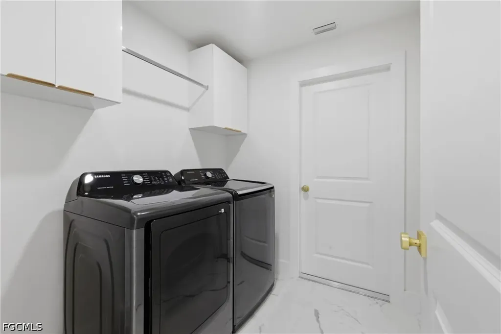 924 NE 20th Street Cape Coral FL 33909