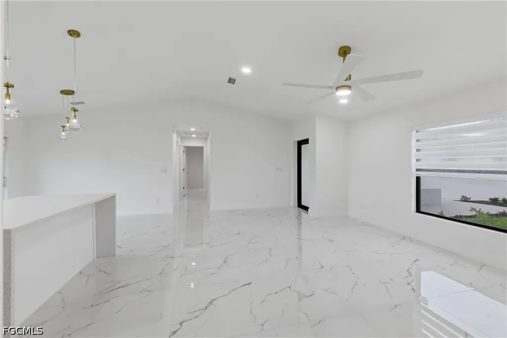 924 NE 20th Street Cape Coral FL 33909