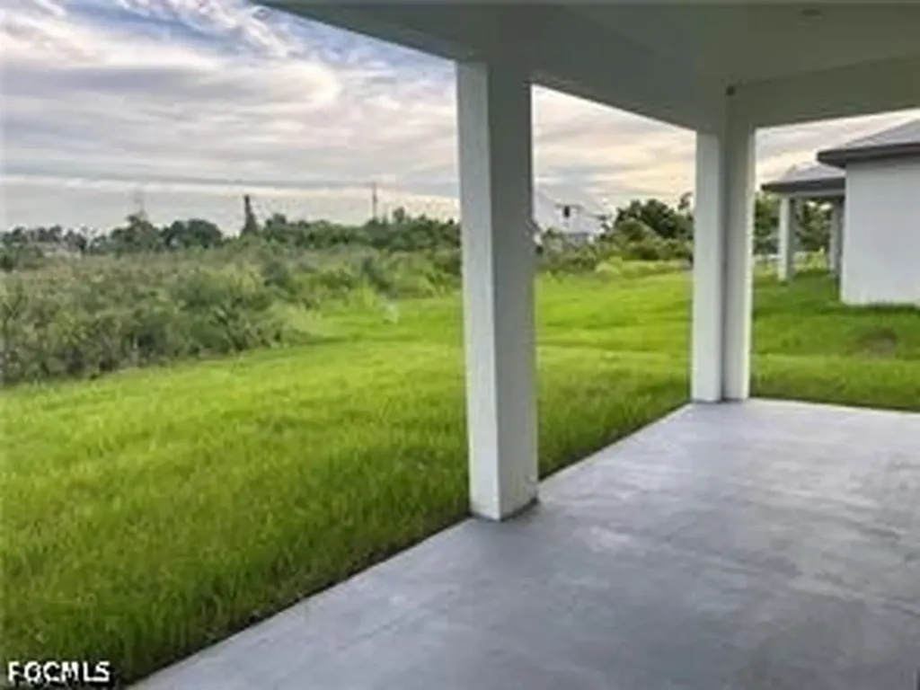 2813 23rd Street W Lehigh Acres FL 33971